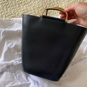&Other Stories Bucket Bag